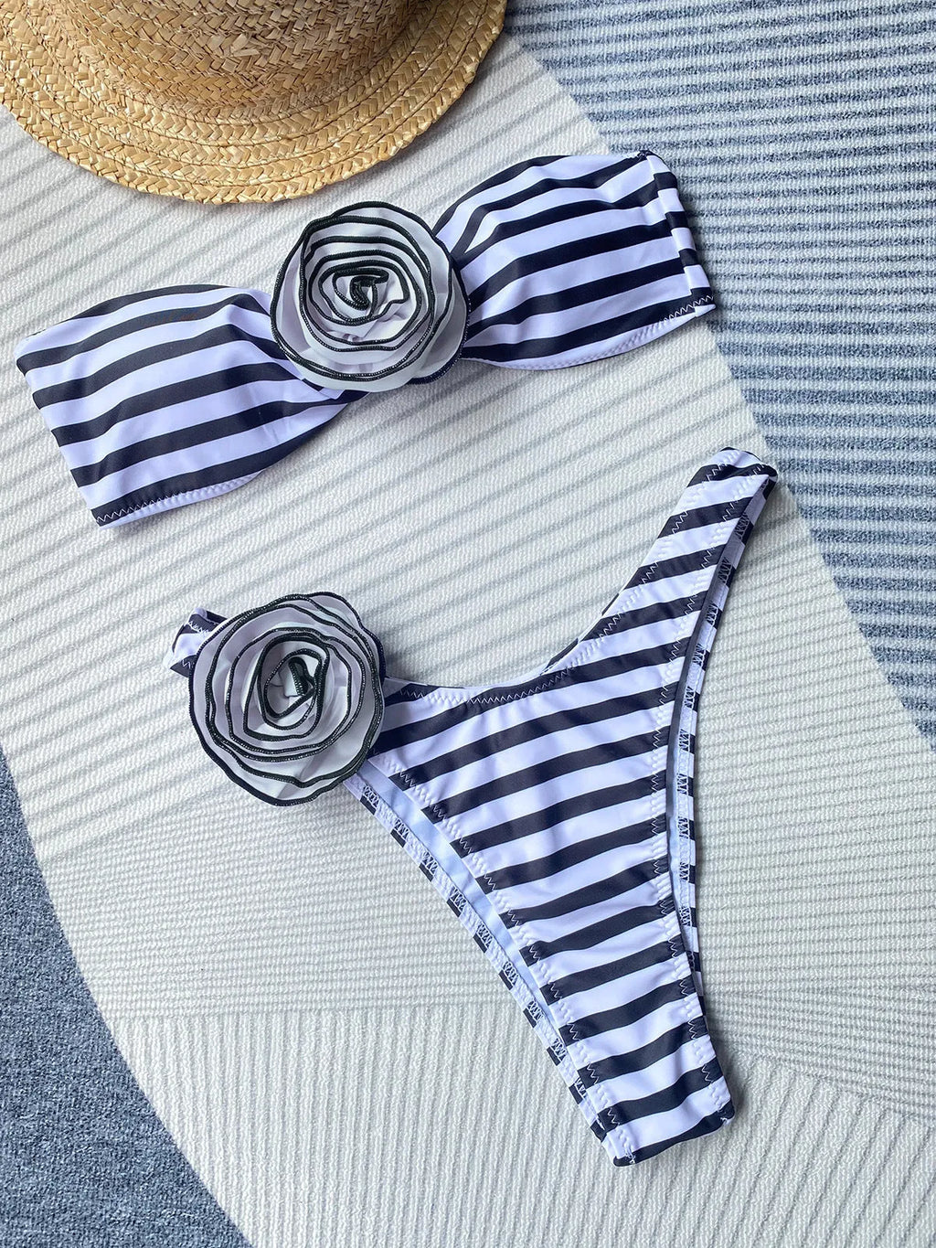 Two-piece bikini swimsuit with tube top and high-waisted shorts in polyester fabric