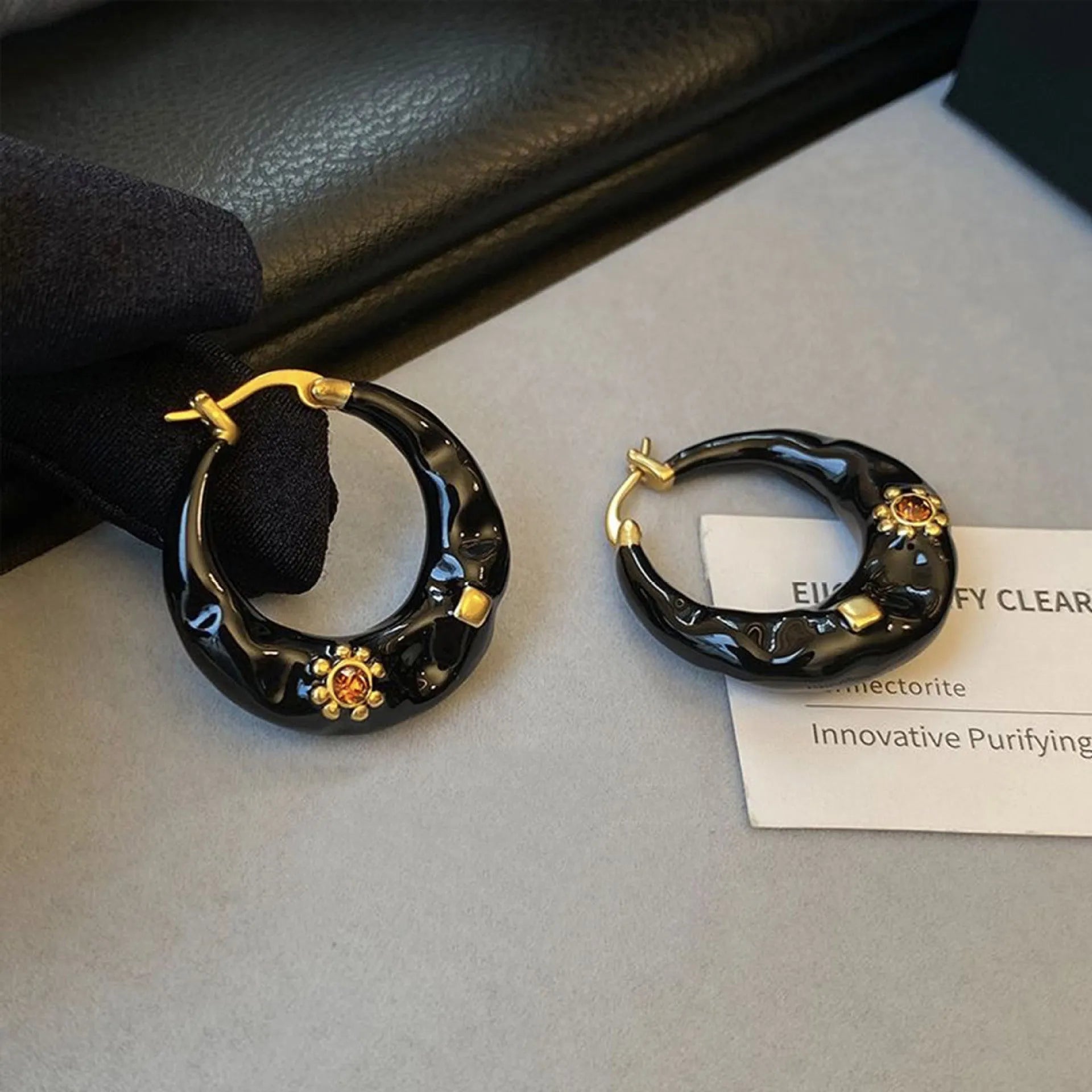 Retro style alloy ear studs with rhinestone decoration in black and red colours
