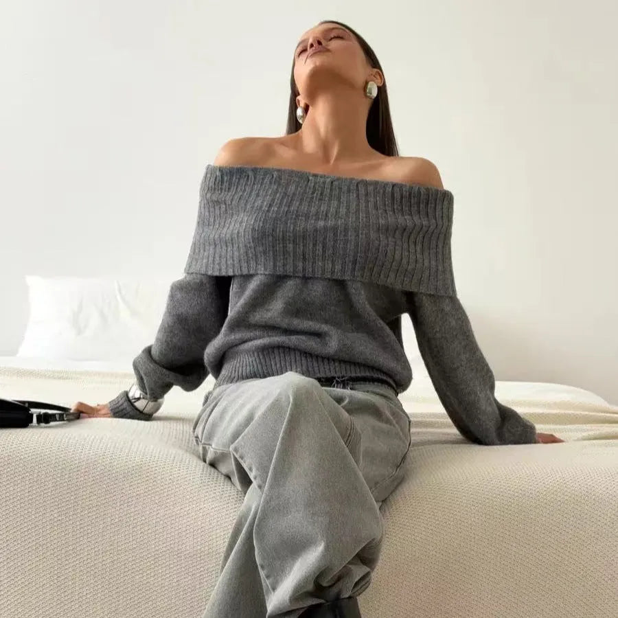 Off-the-shoulder grey acrylic sweater with 3D pattern effect and strapless design
