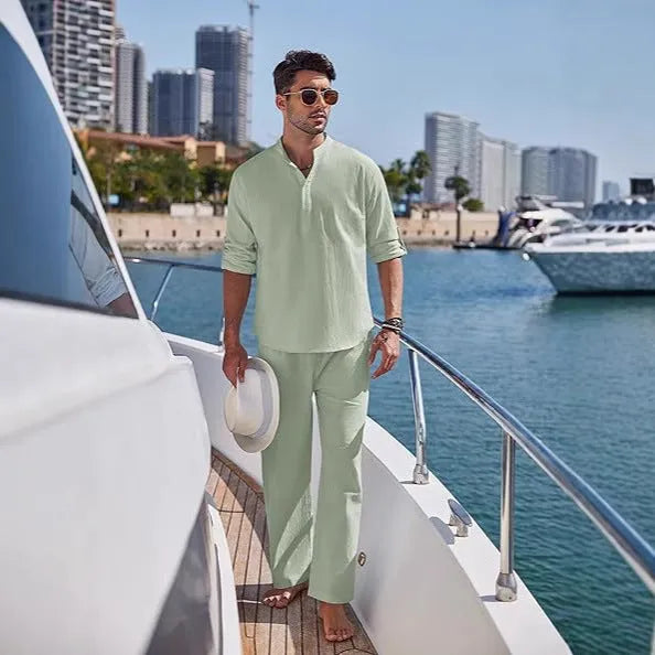 Men's casual cotton suit in a solid colour, featuring a long-sleeve top and trousers.