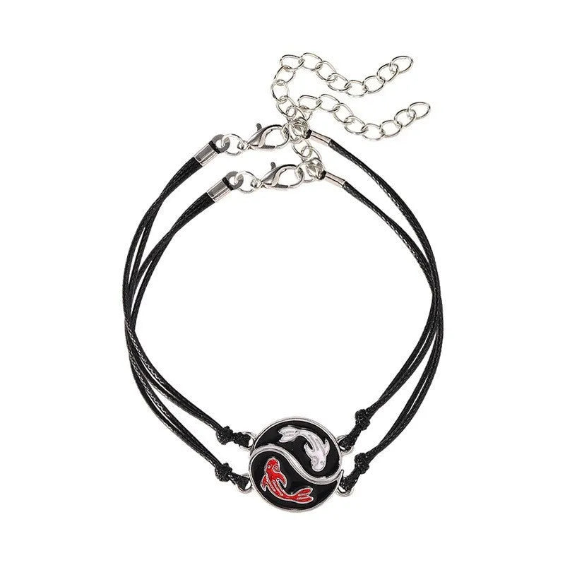 Geometric eight-diagram alloy bracelet with electroplated finish, unisex fashion accessory