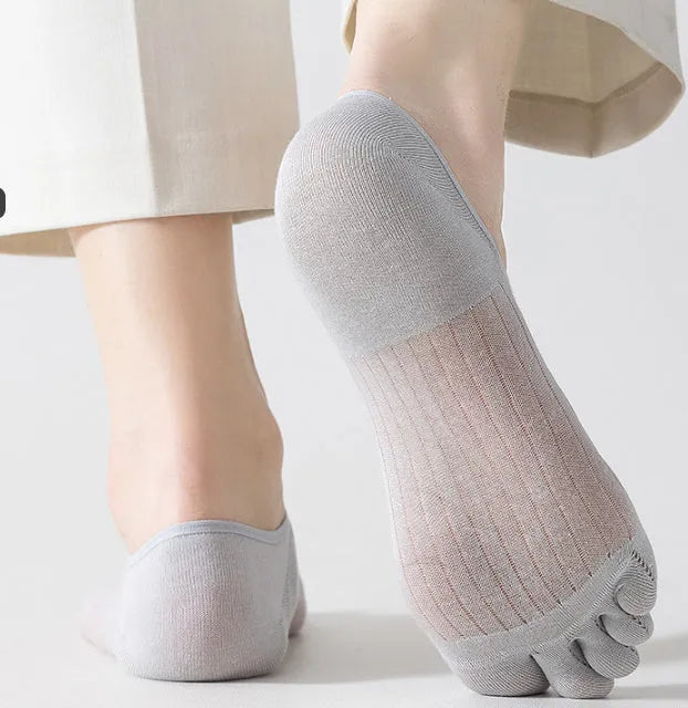 Modal cotton five-finger ultra-thin breathable boat socks in black, shown in a flat lay.
