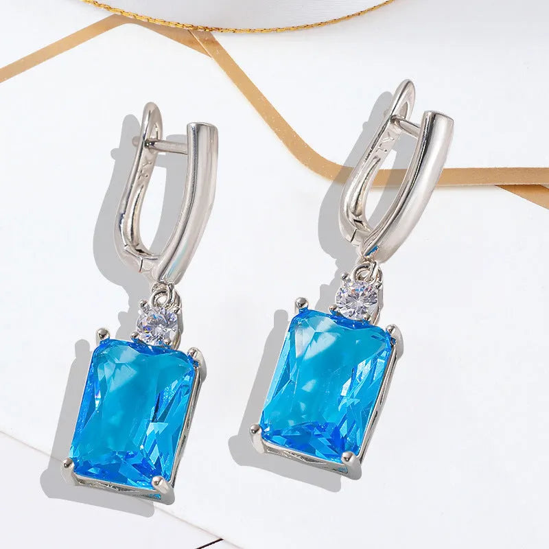Copper square earrings with quadrilateral geometry in gold or silver electroplated finish