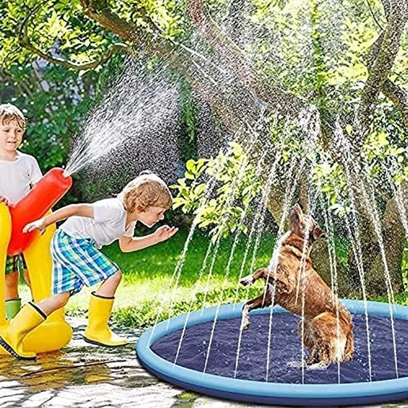 Blue circular dog splash pad on grass, 150 cm diameter, with water sprinkling from its surface.