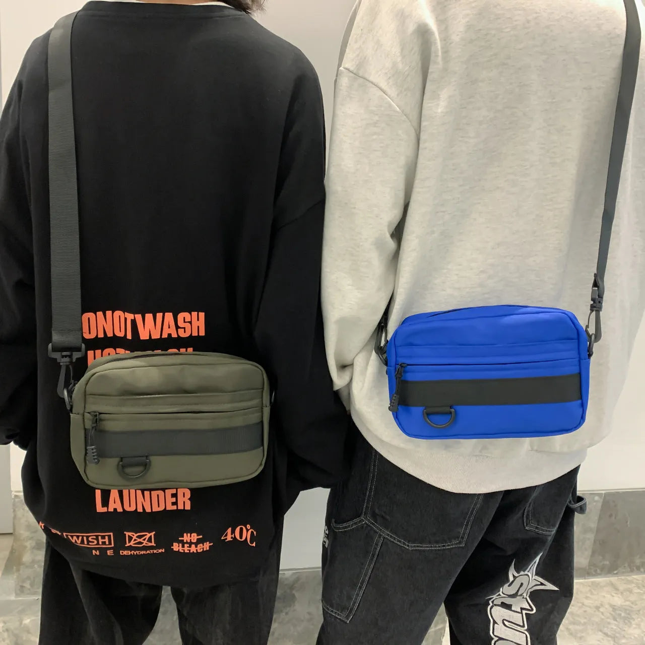 Men's street style crossbody messenger bag in solid colour with 22cm dimensions