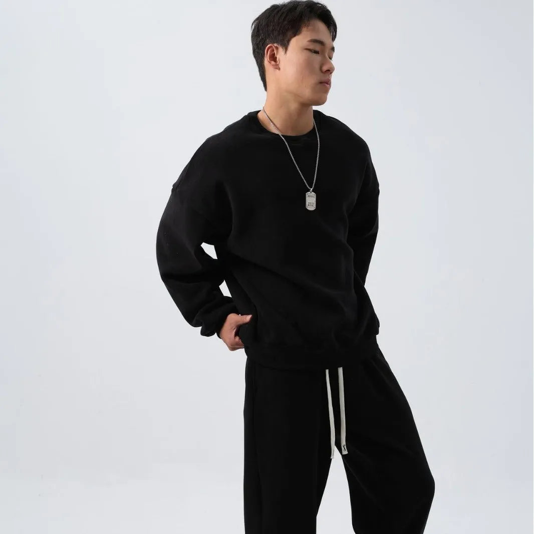 Men's polar fleece sports suit with crew neck top and loose padded trousers in five winter colours