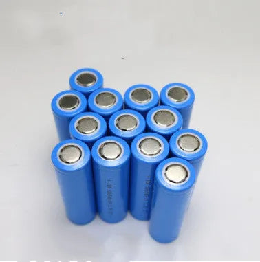 3.7V 2600mAh lithium battery cell with safety protection circuits in 18650 format