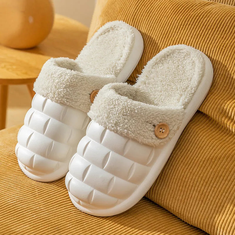 Women's plaid detachable slippers with plush lining and anti-slip sole in multiple colours.