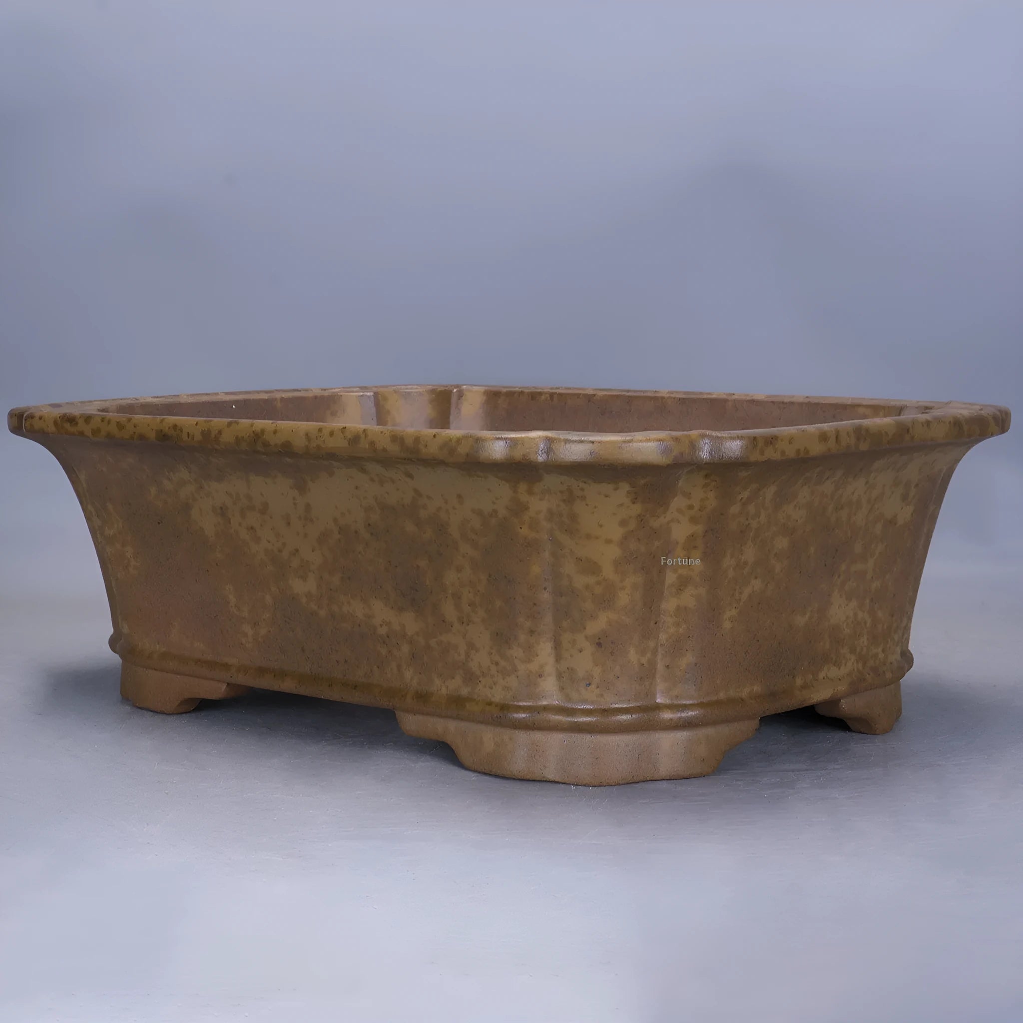 Purple sand rectangular segment mud flowerpot with hand-changed texture and double-pumping angle design.