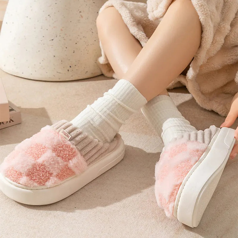 Plaid plush indoor slippers for women in five colours with thick lining and non-slip PVC sole