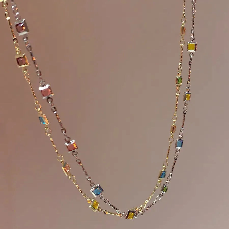 Square colour clavicle chain necklace with artificial crystal geometric pendant