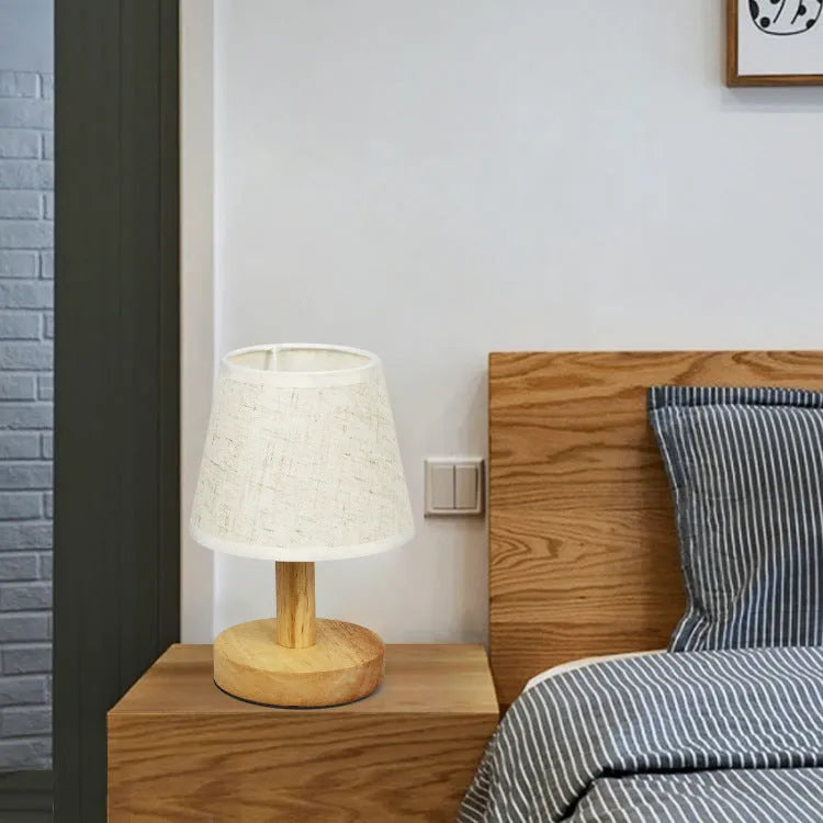 Korean style vintage pleated table lamp with jute linen materials and bamboo holder