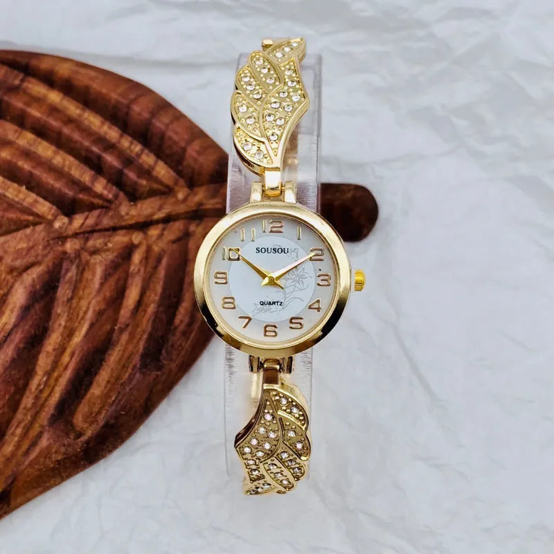 Women's stainless steel watch with round dial and vachette clasp buckle in gold colour option