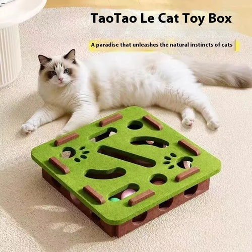 Green brown felt cat scratching box with 30x30 cm base and 7.5 cm sides.
