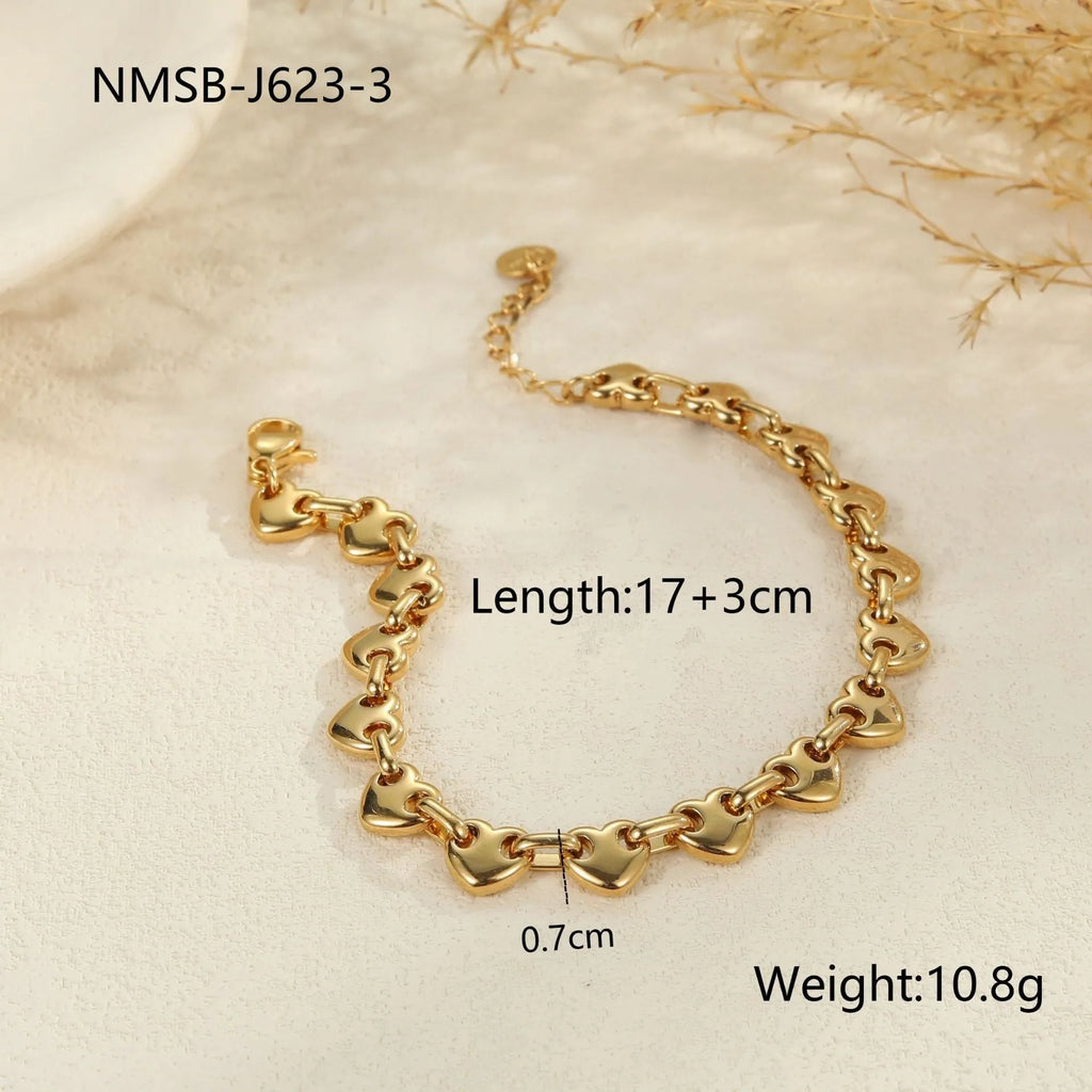 Hollowed-out geometric heart bracelet in stainless steel with 18K electroplated finish