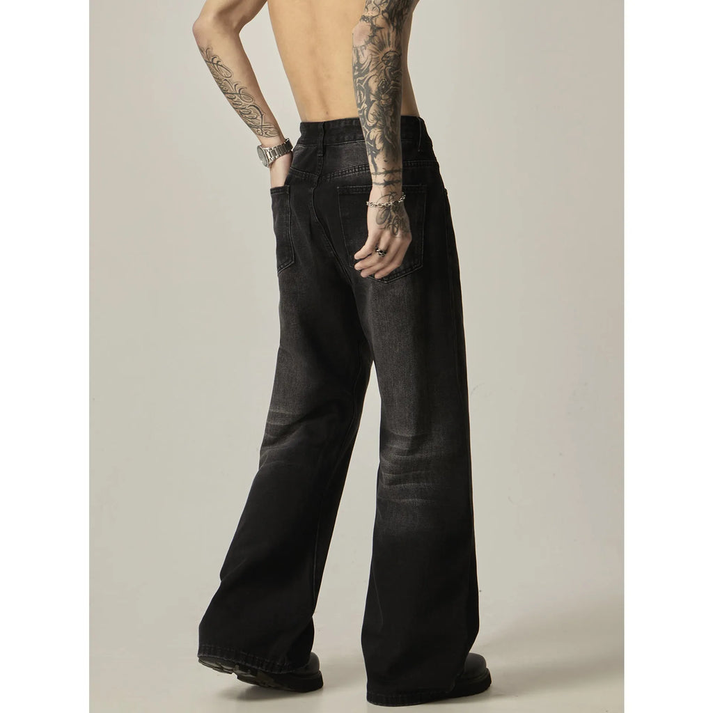 Black American retro straight-leg jeans with loose fit and zipper fly closure