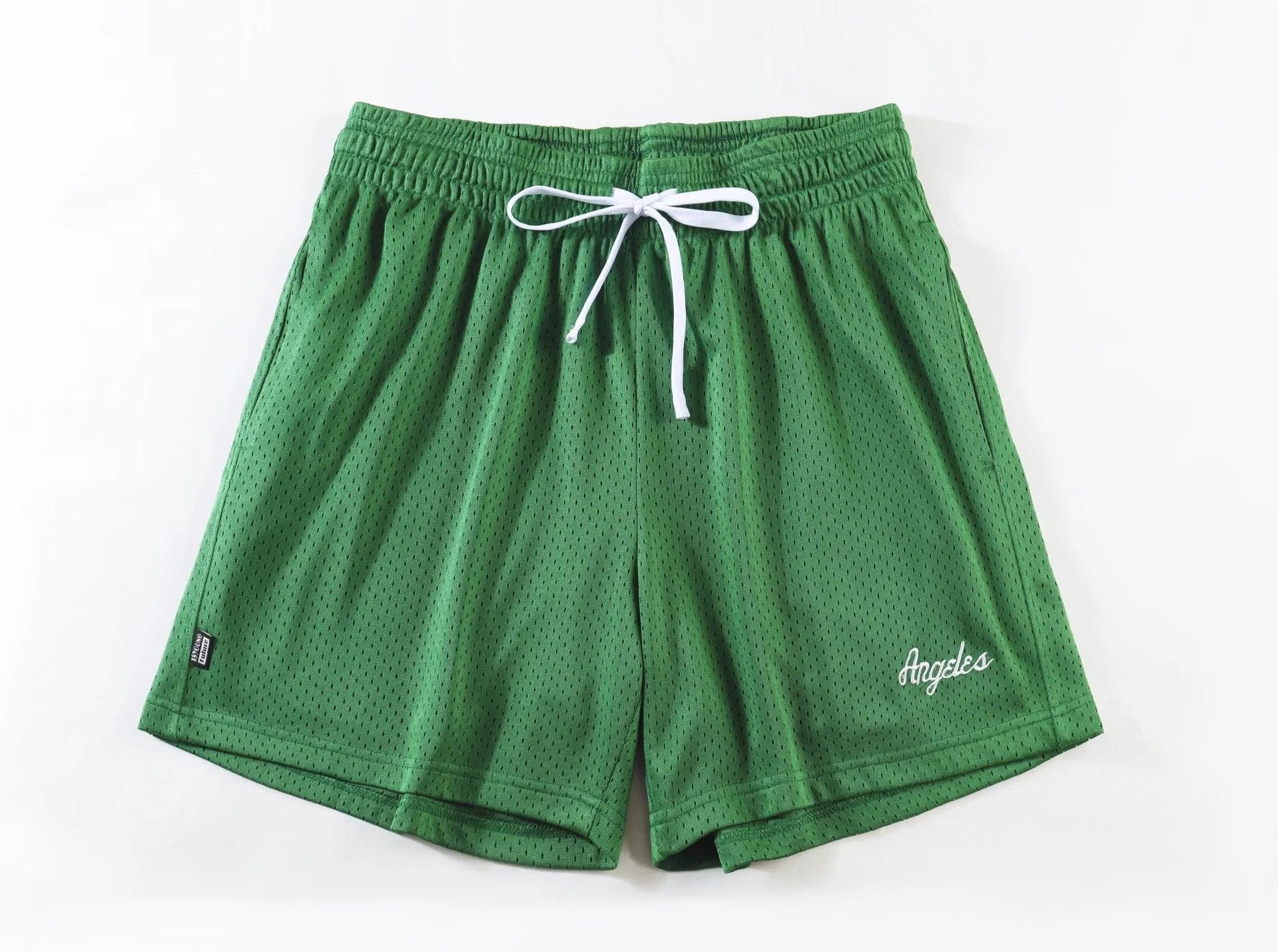 Men's double-layer mesh sports shorts in various colours on a size chart background.