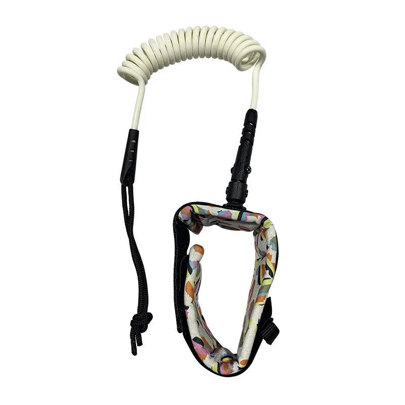 Surfboard hand holding rope with high elastic pulp fibre construction showing attachment point for watercraft equipment