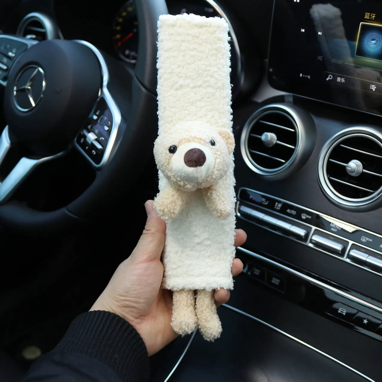 Cartoon rabbit and bear design lamb wool car seatbelt shoulder protector for passenger comfort