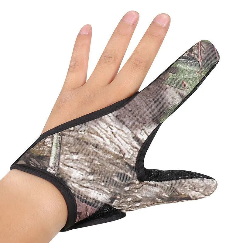 Two finger fishing glove for lure fishing with microfiber palm and diving cloth back in camouflage colour