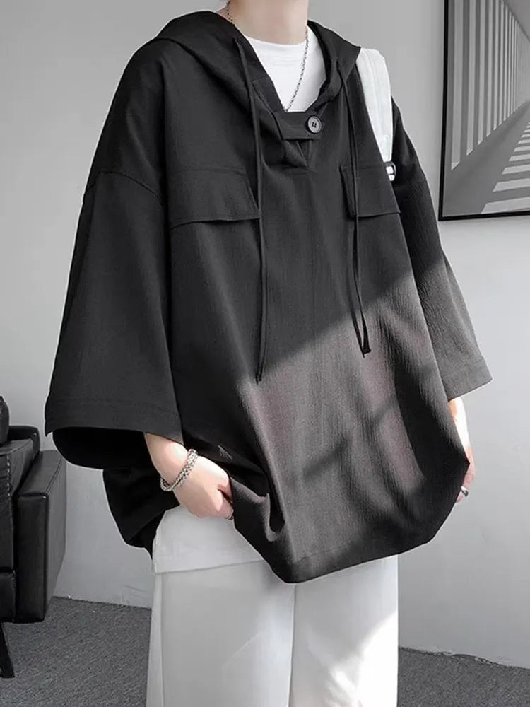 Men's hooded short sleeve t-shirt in loose fit summer style with polyester fabric