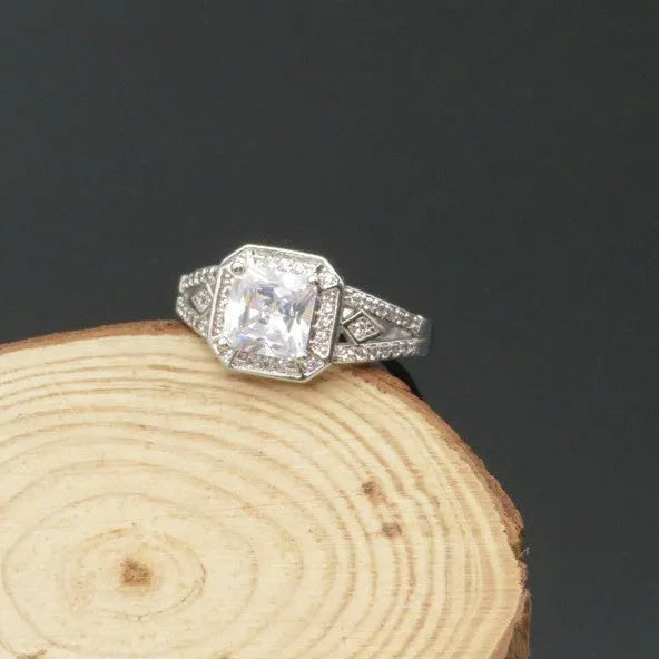 Women's geometric zircon ring with hollow design and platinum colour plating