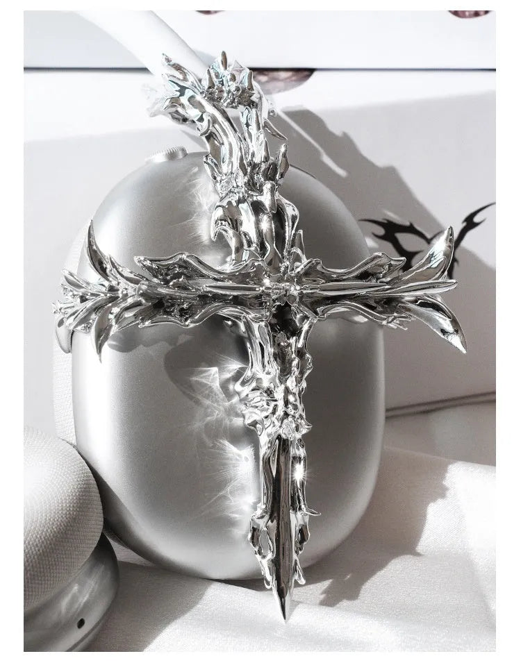 Gothic resin cross headphone cover for Apple AirPods Max in silver colour