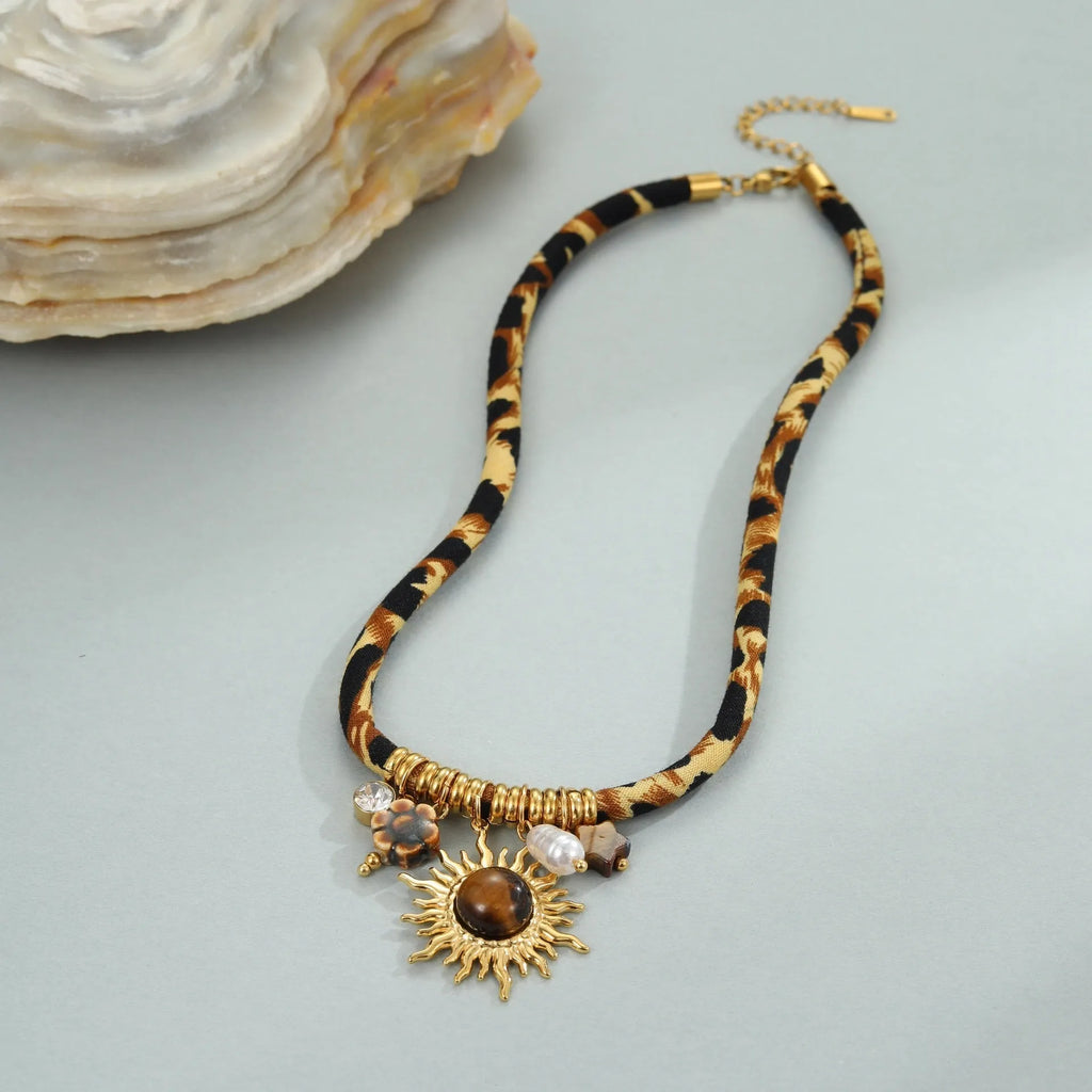Leopard Series stainless steel necklace with geometric pendant on adjustable chain