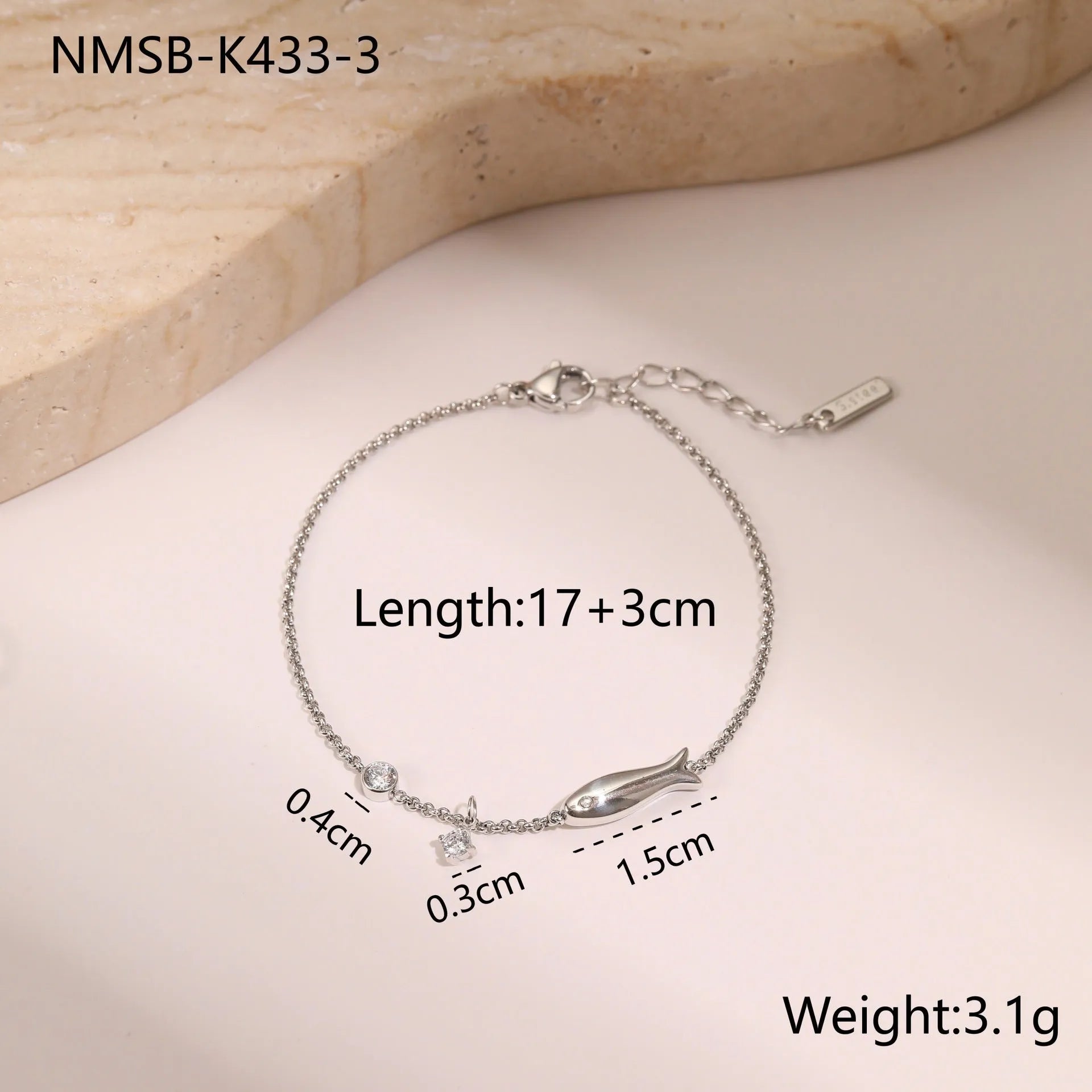 Stainless steel women's bracelet with geometric star pendant featuring hexagonal elements and gold plating