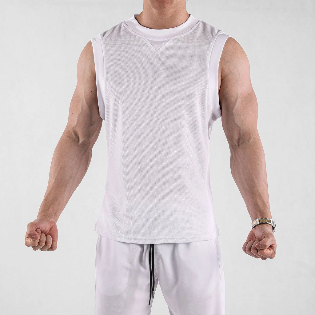 Man wearing a loose fit black quick-dry sports vest for summer fitness activities.