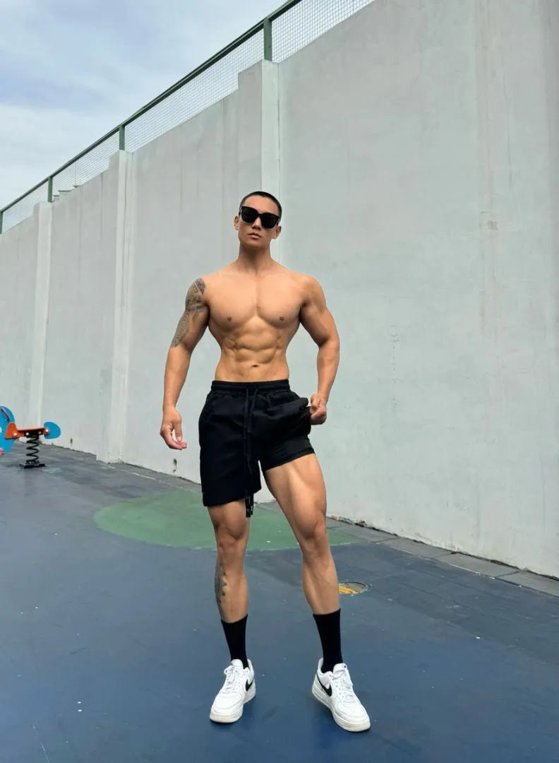 Men's ice silk quick-drying shorts in casual double-layer design