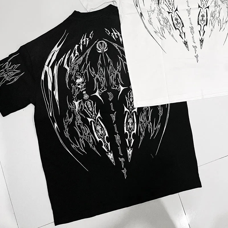 Loose fit cotton t-shirt in dark colour with short sleeves and gilding decorative detail