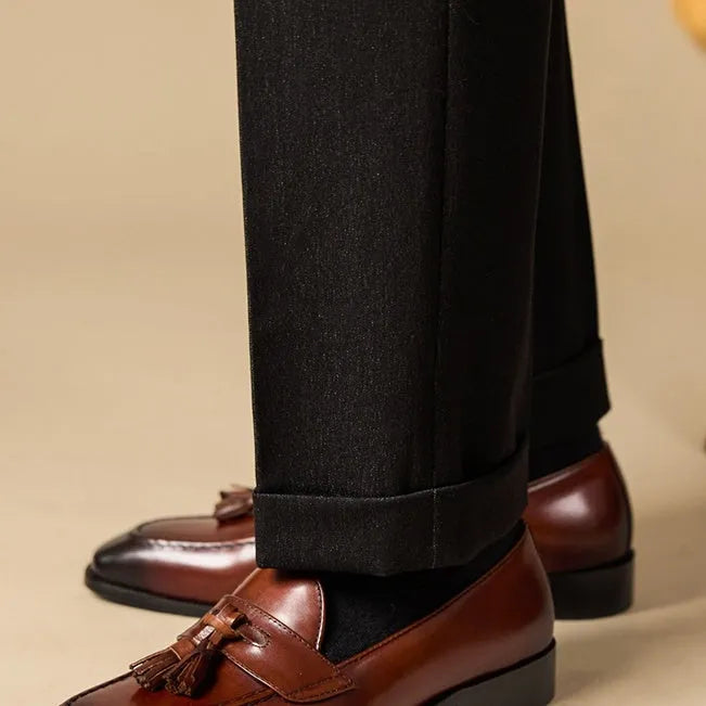 Men's genuine leather tassel loafers in British style with rubber sole