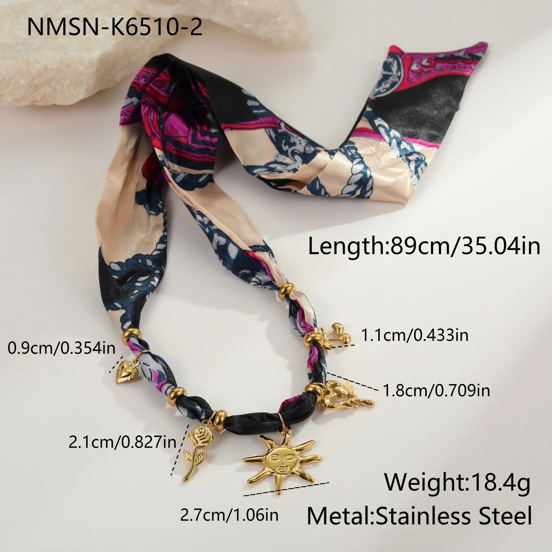 Stainless steel geometric pendant necklace with regular chain for autumn and winter scarf wear
