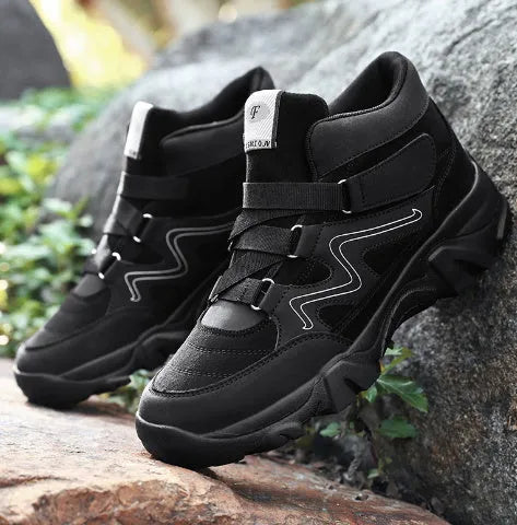 Men's casual shoes in multiple colours with European sizing from 39 to 49