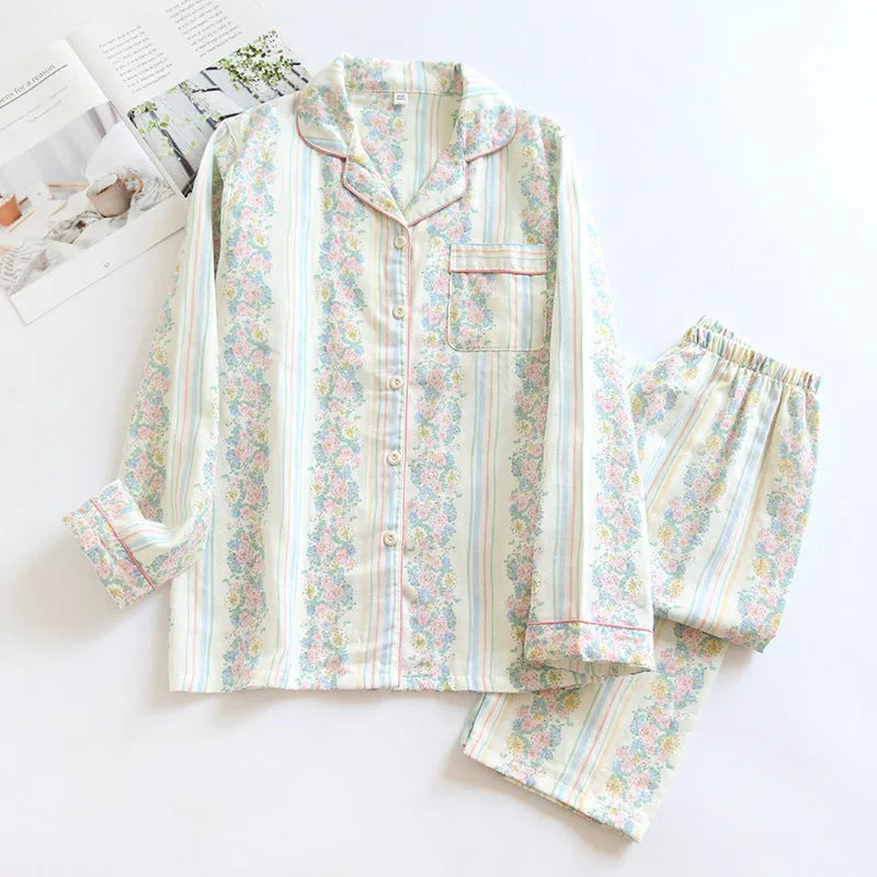Women's cotton double-layer gauze pyjama set with long sleeves and trousers in colour stripes pattern
