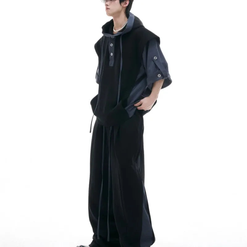 Men's black and grey polyester hooded leisure suit with three-dimensional stitching and short sleeve design