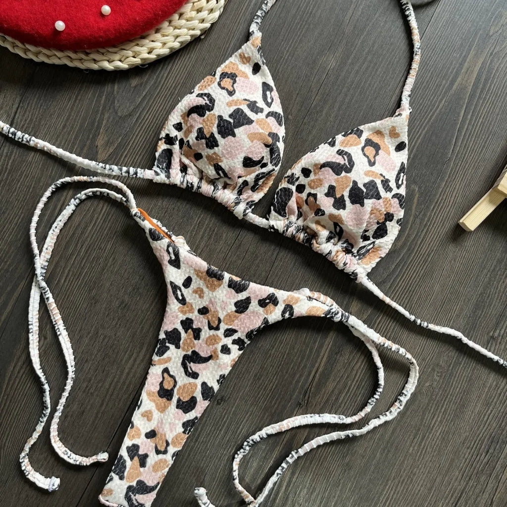 Women's printed bikini swimsuit in quick-dry nylon with cotton lining, shown in colour RT2110.