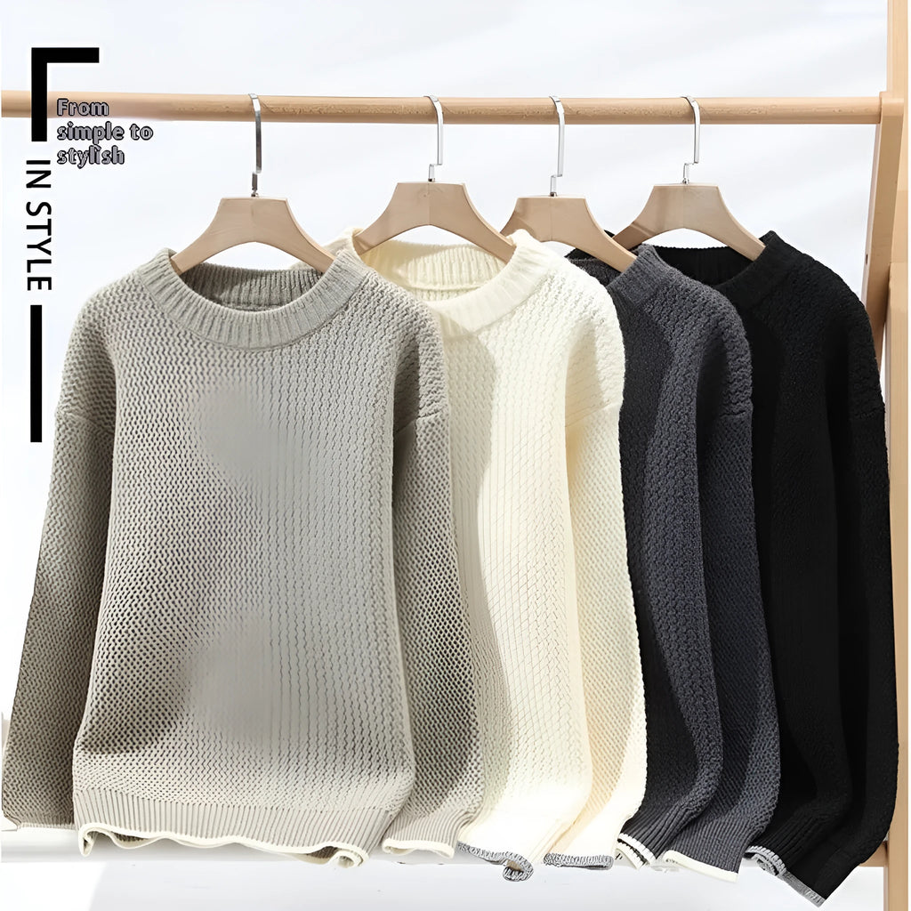 Men's round neck polyester blend sweater in loose fit with long sleeves