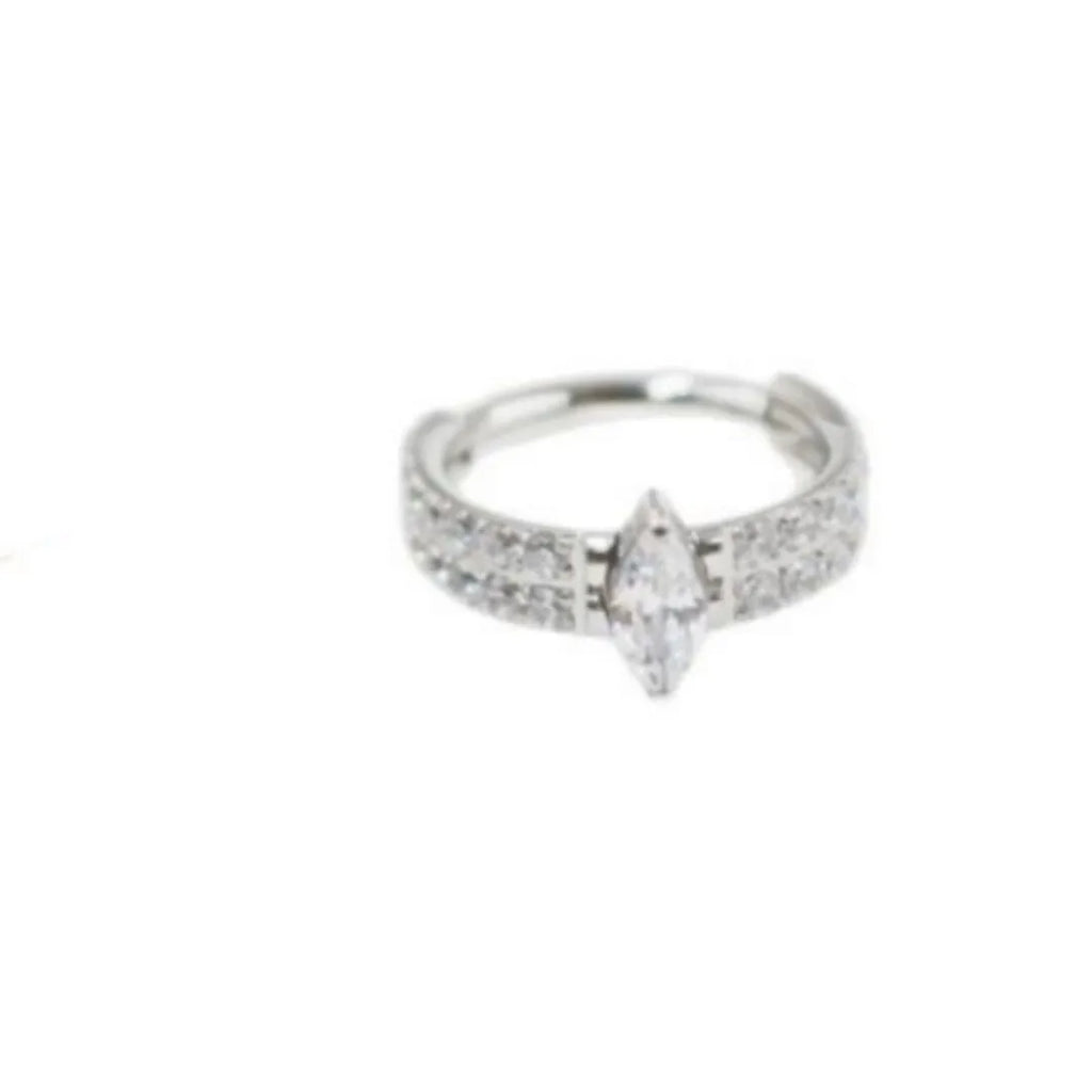 Titanium steel heart-shaped zircon earrings in gold or silver colour, 1.2x8mm size