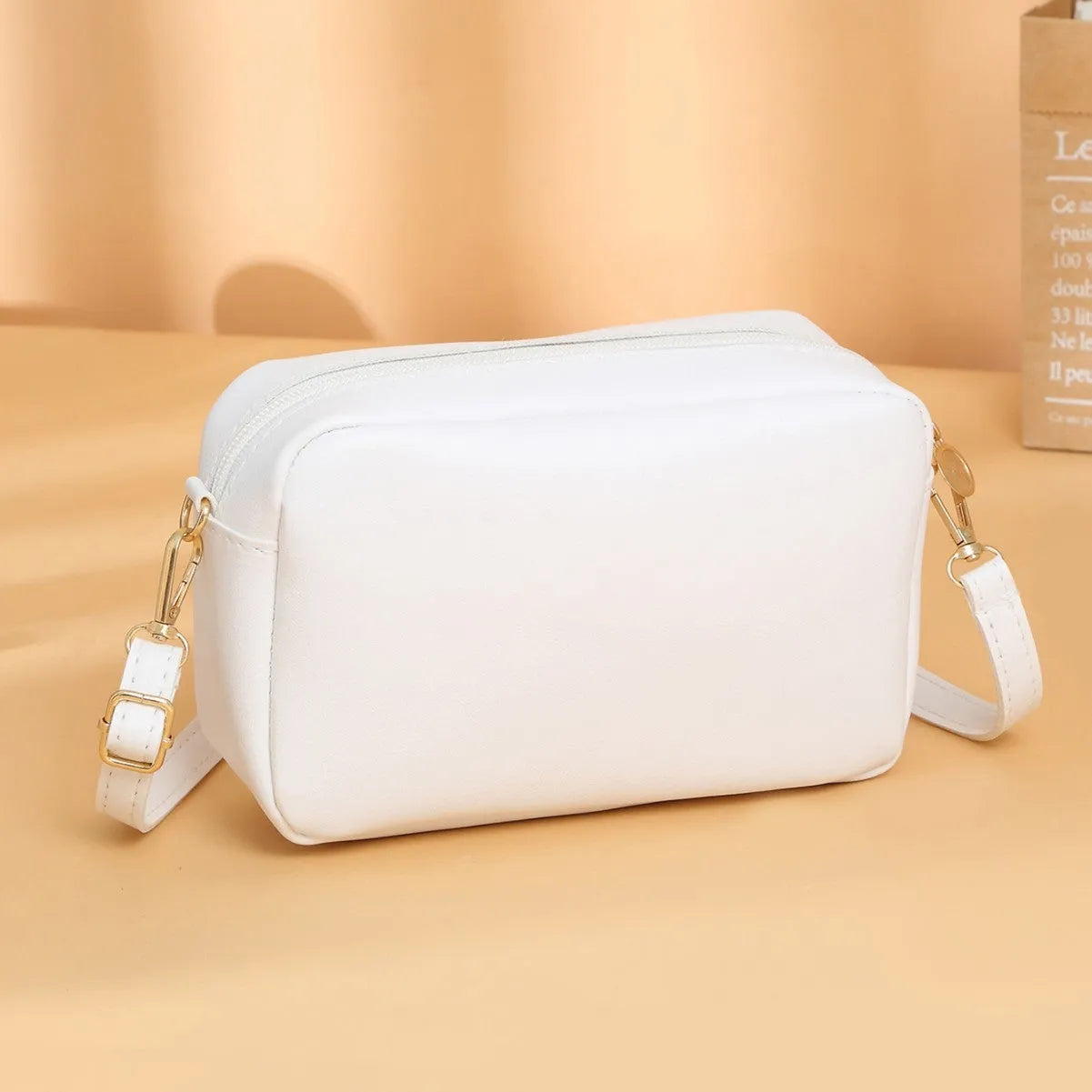 Women's soft PU shoulder bag with three-dimensional pocket in urban simplicity style
