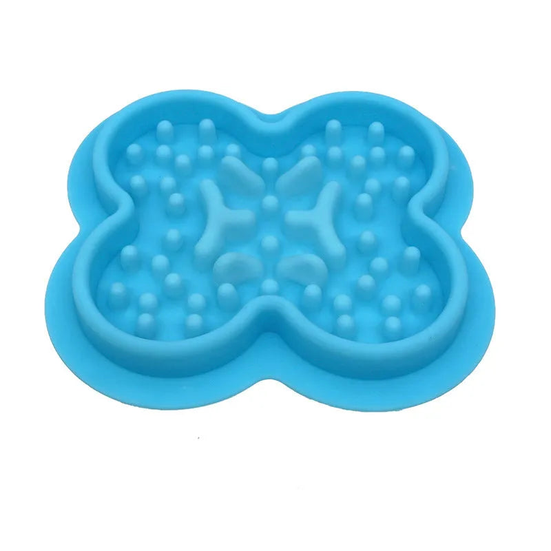 Silicone pet licking mat with textured ridges for slow feeding cats and dogs