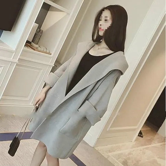 Plus size women's loose fit thin cotton coat with lace detail in black colour