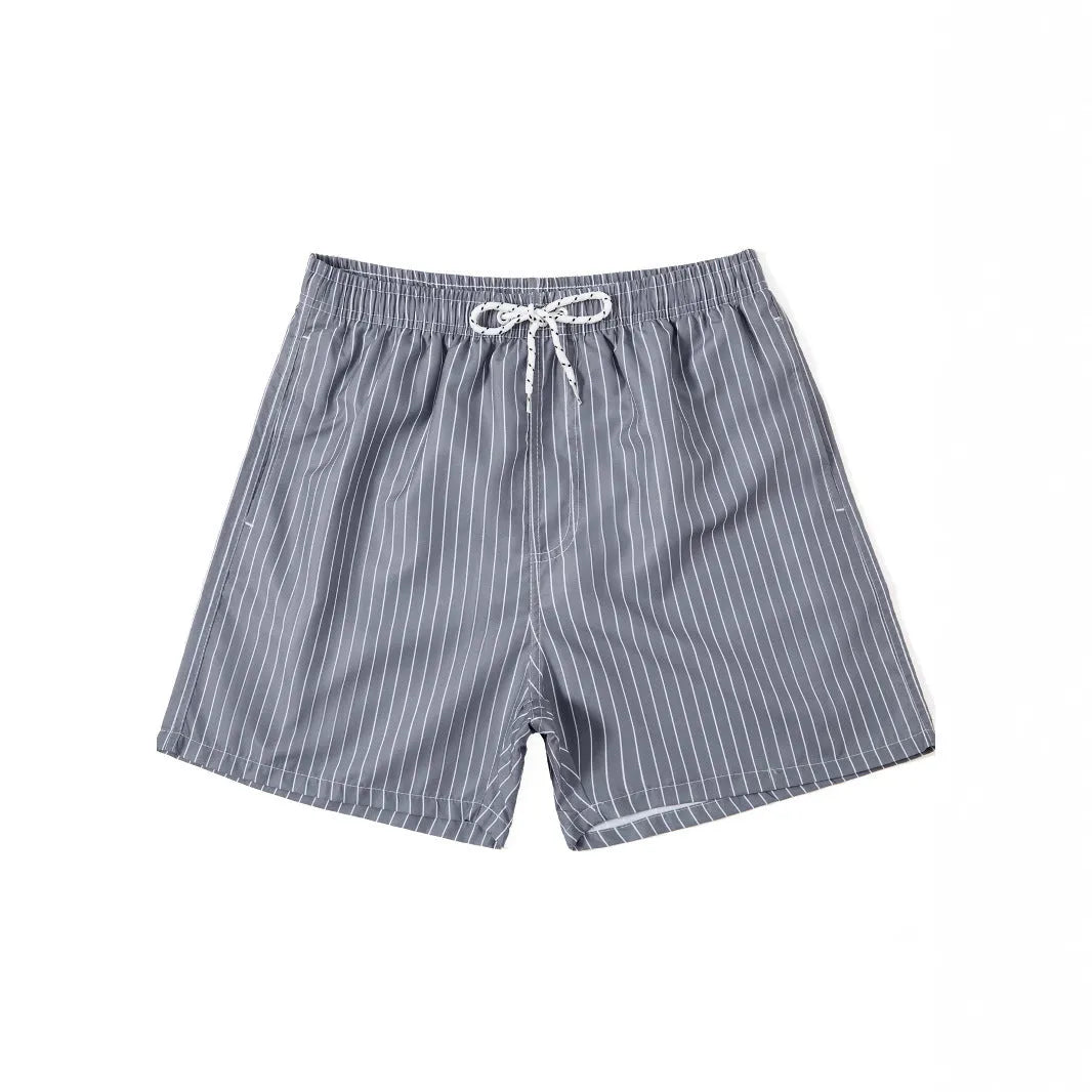 Men's striped beach shorts with straight legs and triangle lining in polyester fibre blend fabric