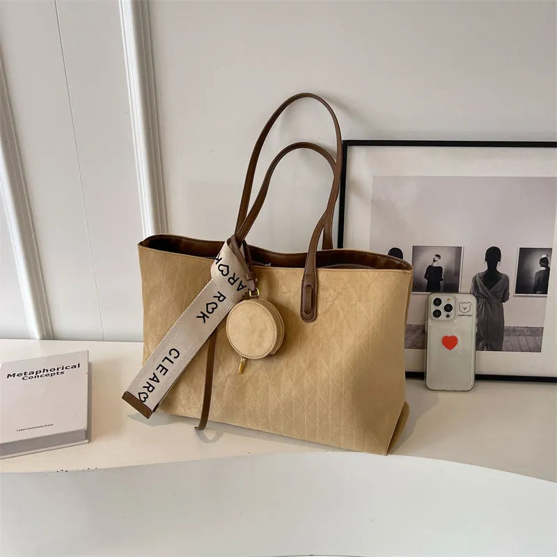 Women's large polyester shoulder tote bag with sandwich pocket in horizontal square shape