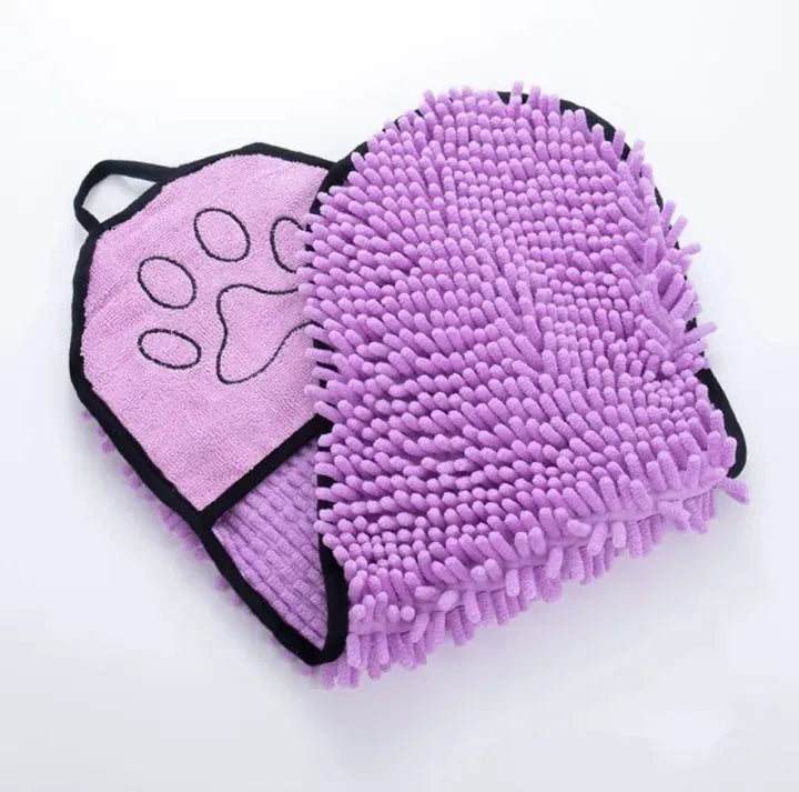 Blue thickened dog bath robe towel laid flat, showing its 62 cm length and absorbent fibre texture.