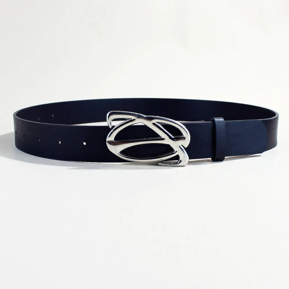 Silver buckle on a 105cm long, 3.3cm wide PU leather casual belt.