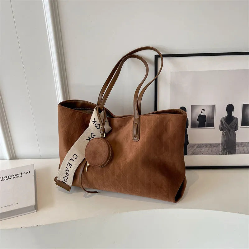 Women's large polyester shoulder tote bag with sandwich pocket in horizontal square shape