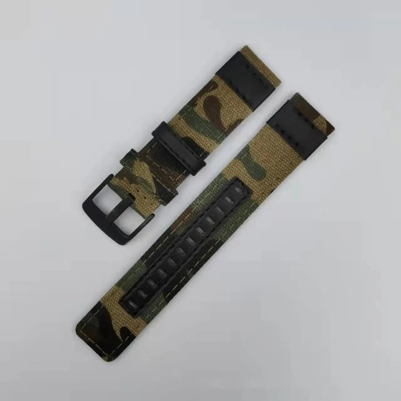 Oxford cloth canvas watch strap shown in camouflage colour next to sizing options for 20mm, 22mm, and 24mm widths.