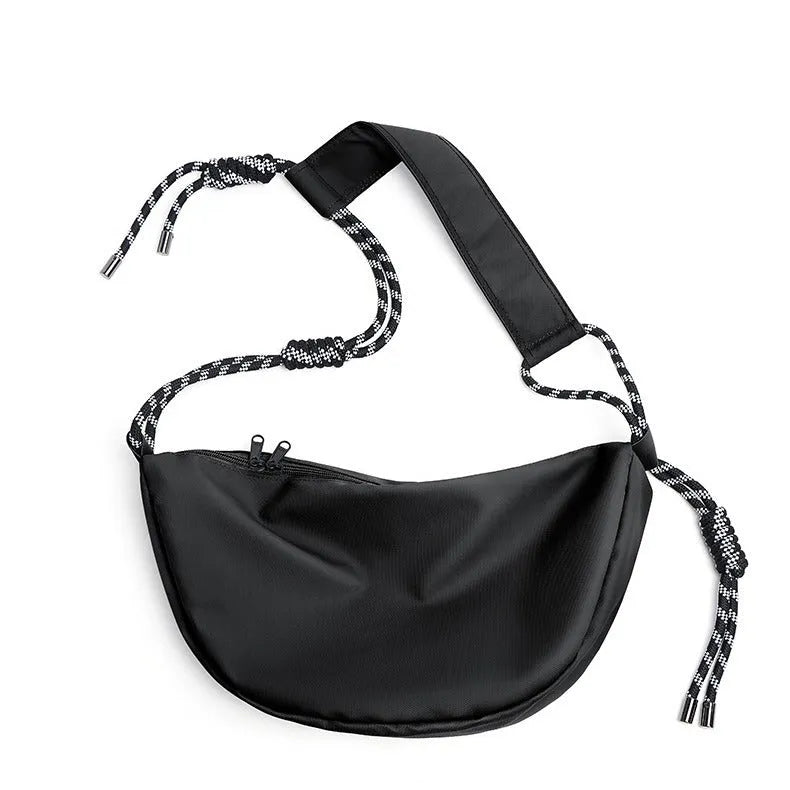 Men's nylon messenger bag in urban simplicity style with large capacity for commuting